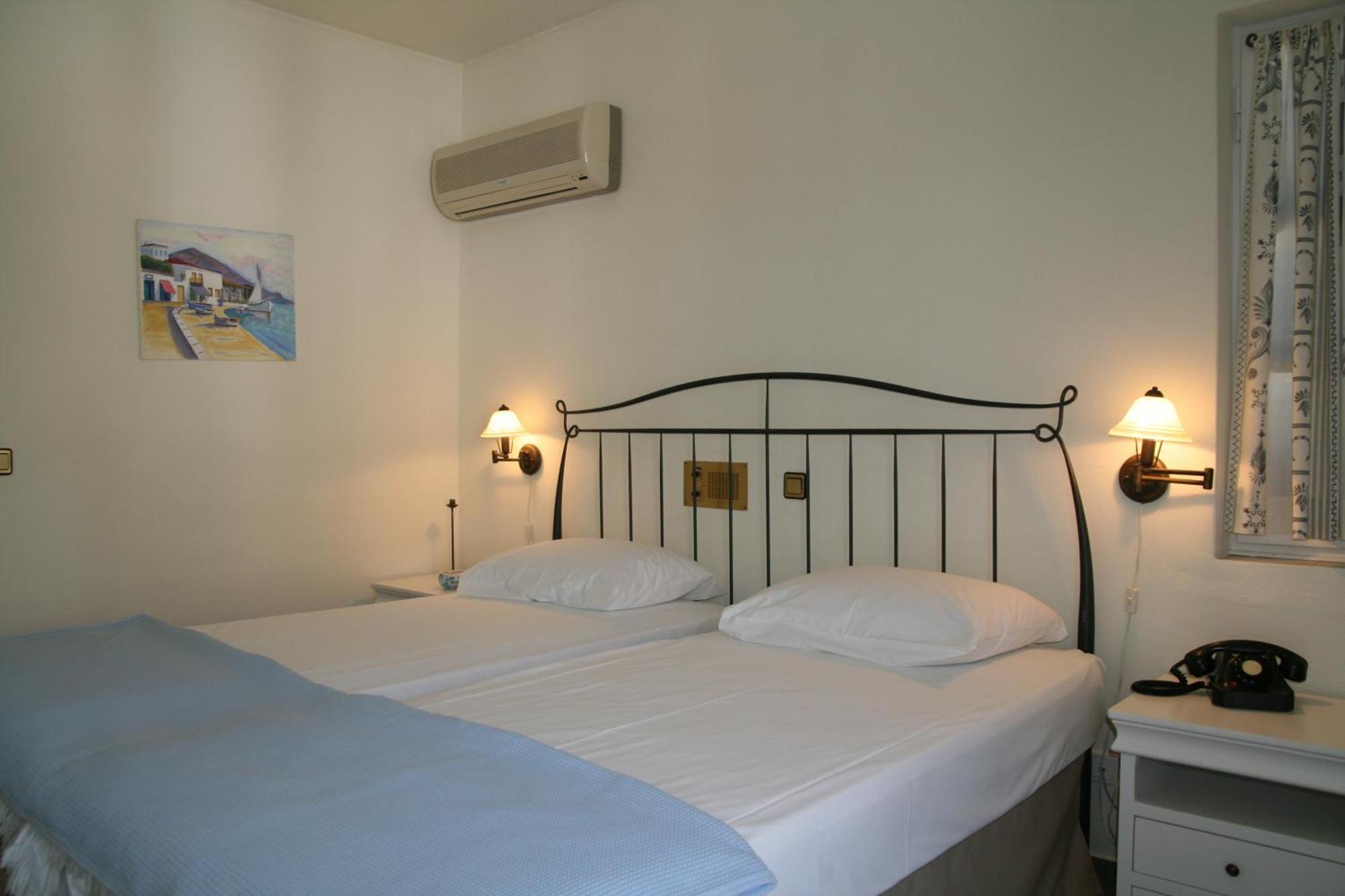 Alexandros Hotel Platis Gialos  Bagian luar foto